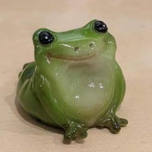 Meet your Posher, Chloe